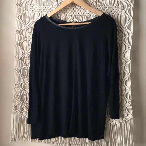 Zara sz M knit top with zipper on back - Picture 1 of 4